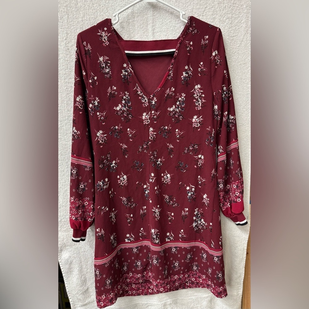 Maurices Burgundy Floral Men's Shirt - Picture 3 of 4